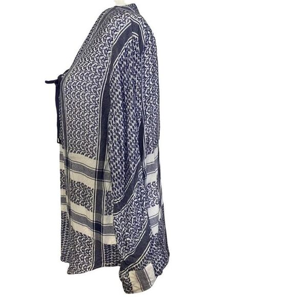 Rails Top Peasant Blouse BlueWhite Long Sleeve Tie Front Knit Size M - Picture 2 of 12